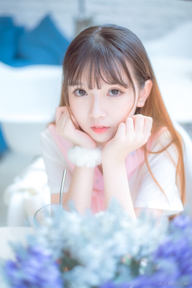 等于是变相的回绝了献帝，让曹操能够继续携天子而令诸侯。